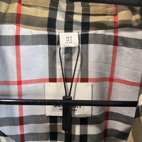 BRAND NEW Burberry Car Coat - Picture 4 of 6